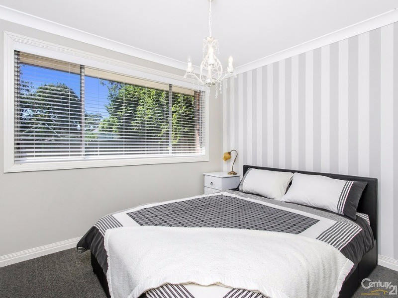 7 Coral Crescent, Kellyville NSW 2155