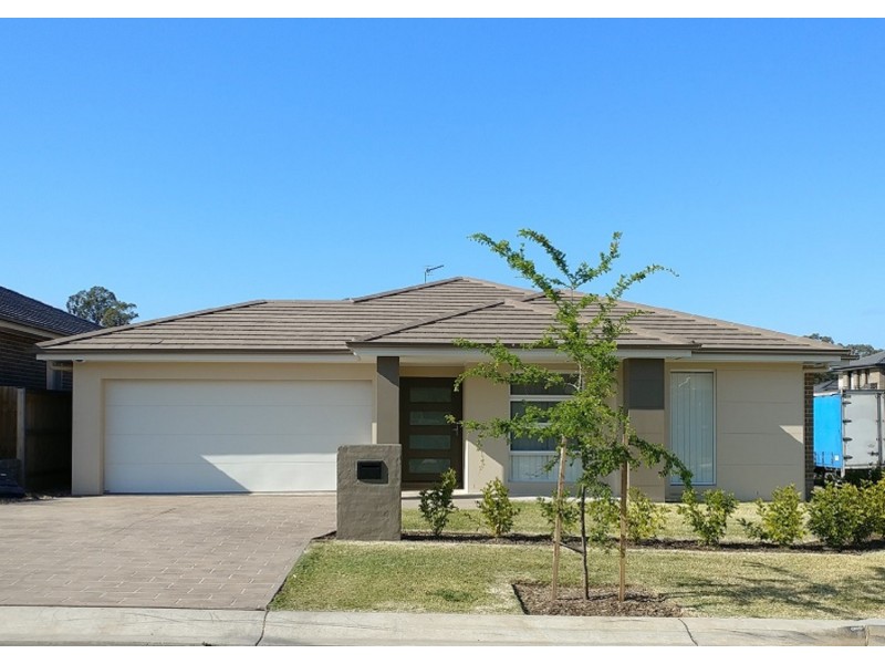 26 Woodburn Street, Colebee NSW 2761