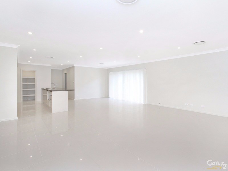 26 Woodburn Street, Colebee NSW 2761