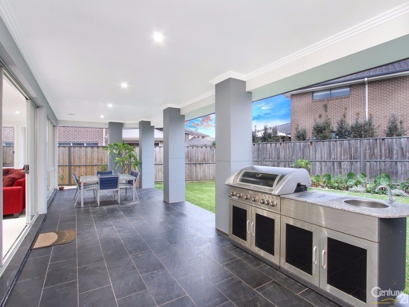 26 Crimson Crescent, The Ponds NSW 2769