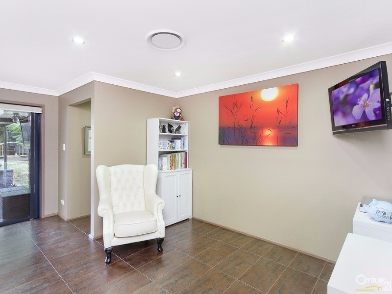 24 Sutherland Avenue, Kings Langley NSW 2147