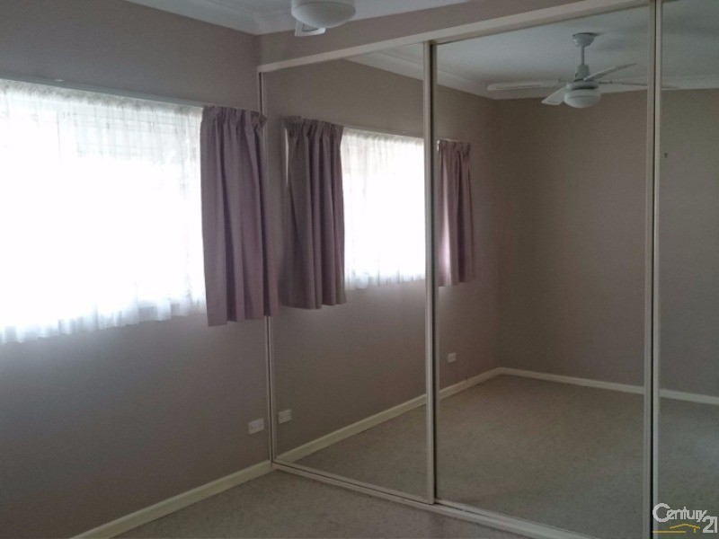 5a Watkins Road, Baulkham Hills NSW 2153