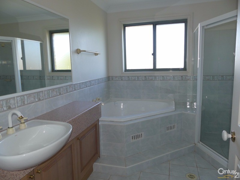 3 Thornbury Court, Bella Vista NSW 2153