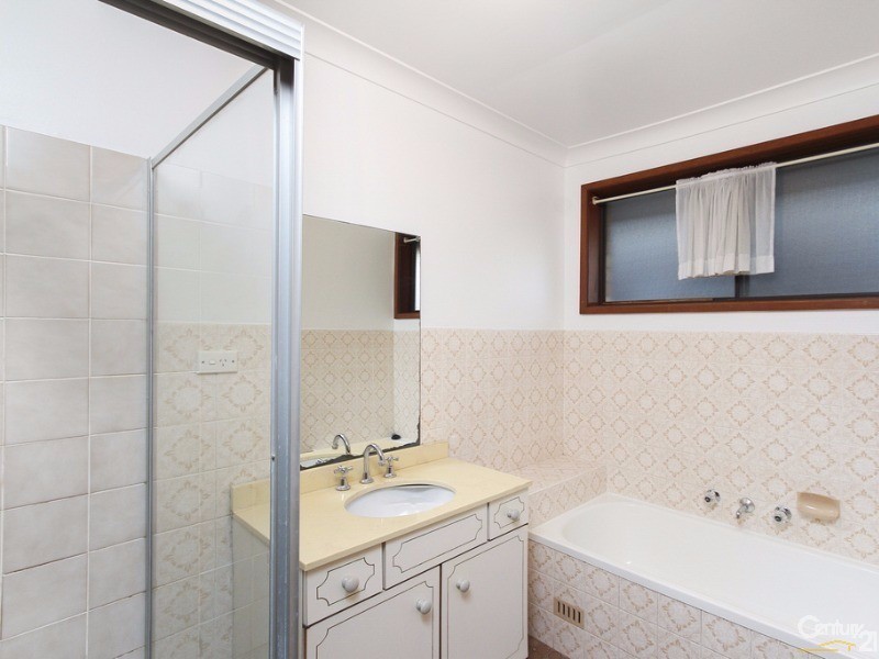 8 Simpson Avenue, Baulkham Hills NSW 2153