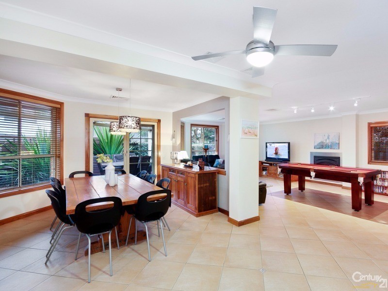 10 Oak Tree Grove, Kellyville NSW 2155