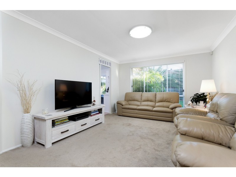 10 Garrett Way, Glenwood NSW 2768