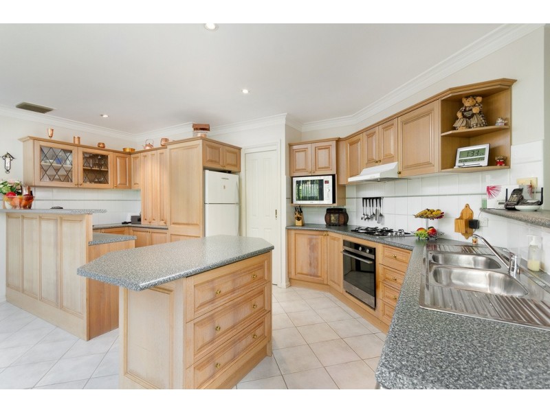 3 Thornbury Court, Bella Vista NSW 2153