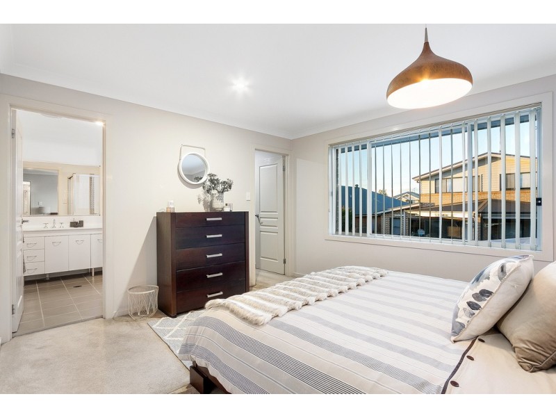 4 Silo Place, Mcgraths Hill NSW 2756
