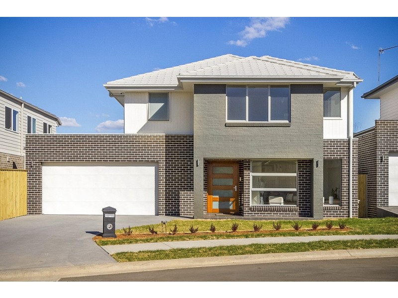 35 Summerland Crescent, Colebee NSW 2761