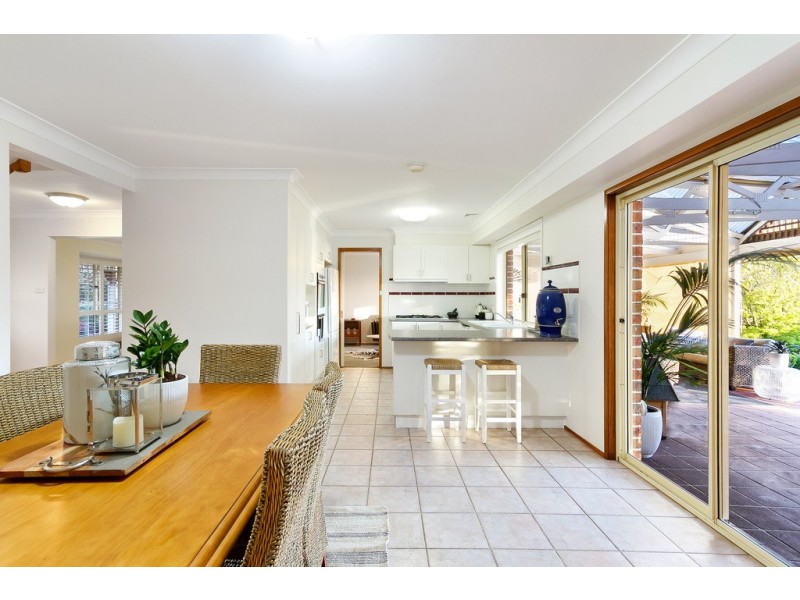 13 Nicholas Close, Bella Vista NSW 2153