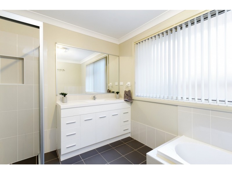 18 Shearer Place, Colebee NSW 2761