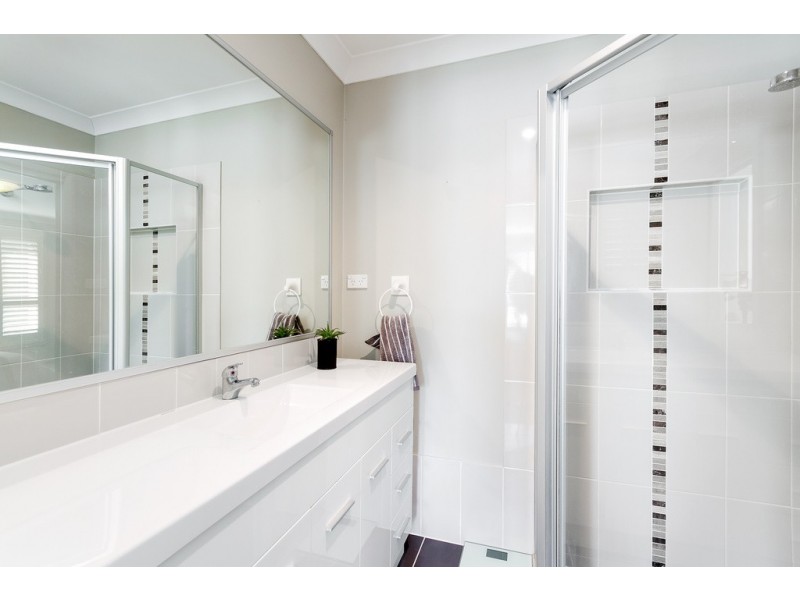 18 Shearer Place, Colebee NSW 2761