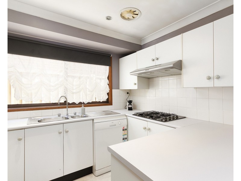 7 Milburn Street, Quakers Hill NSW 2763