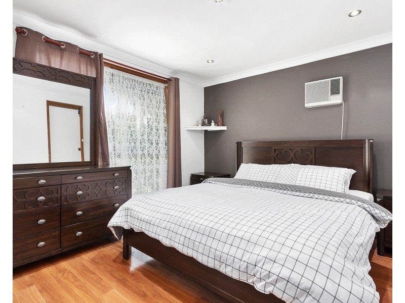 7 Milburn Street, Quakers Hill NSW 2763