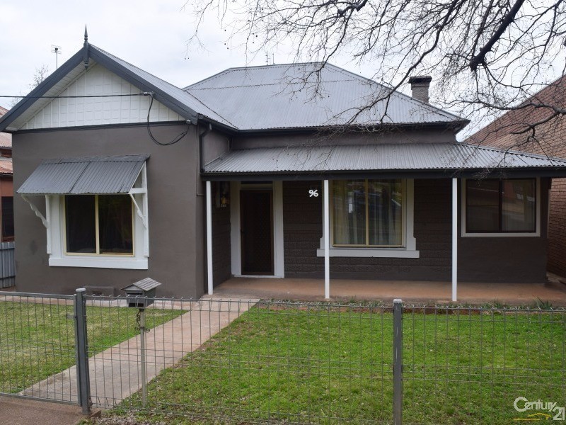 96 Clarinda Street, Parkes NSW 2870
