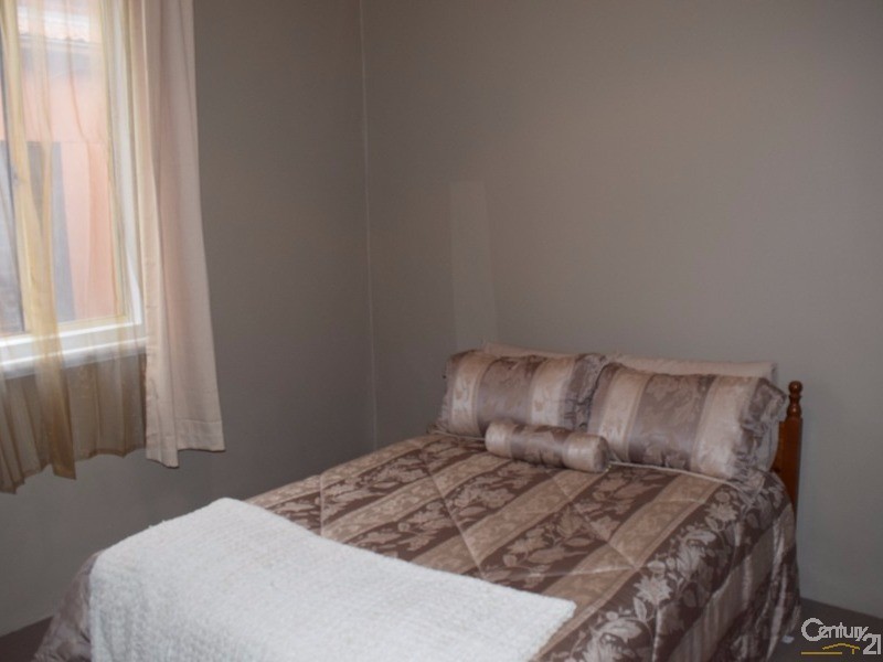 96 Clarinda Street, Parkes NSW 2870