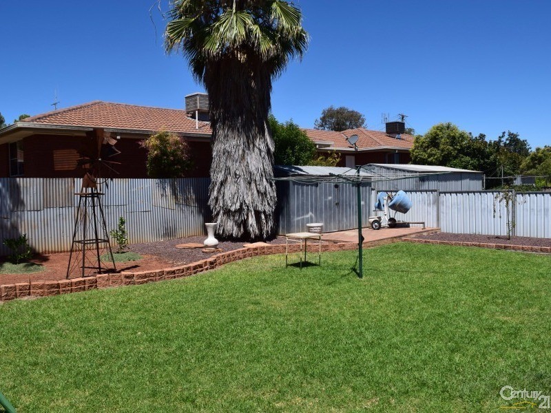39 Thornbury Street, Parkes NSW 2870