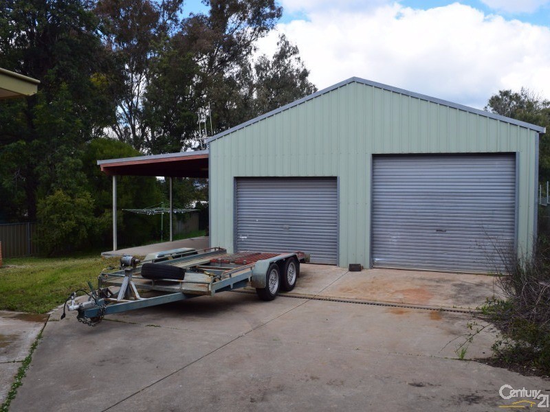 27 Reid Street, Parkes NSW 2870