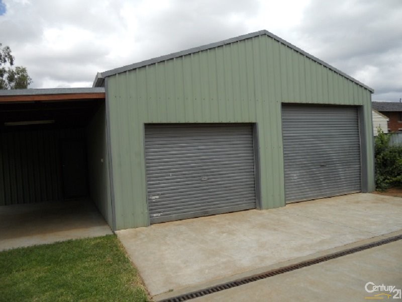 27 Reid Street, Parkes NSW 2870