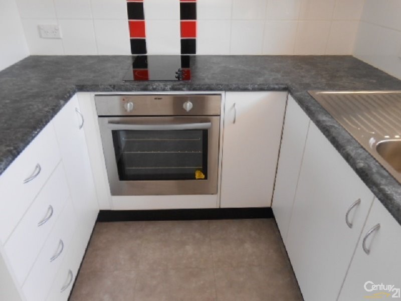 2/31 FORBES RD, Parkes NSW 2870