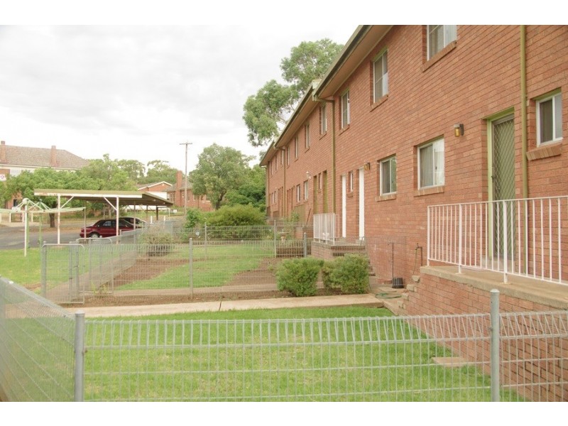 6/11 ALBERT ST, Parkes NSW 2870