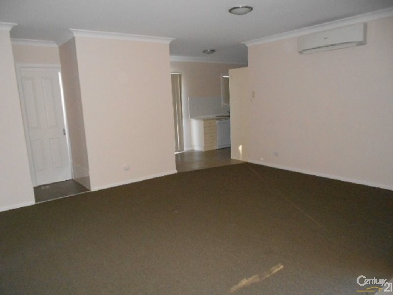 5/2A WILGA ST, Parkes NSW 2870