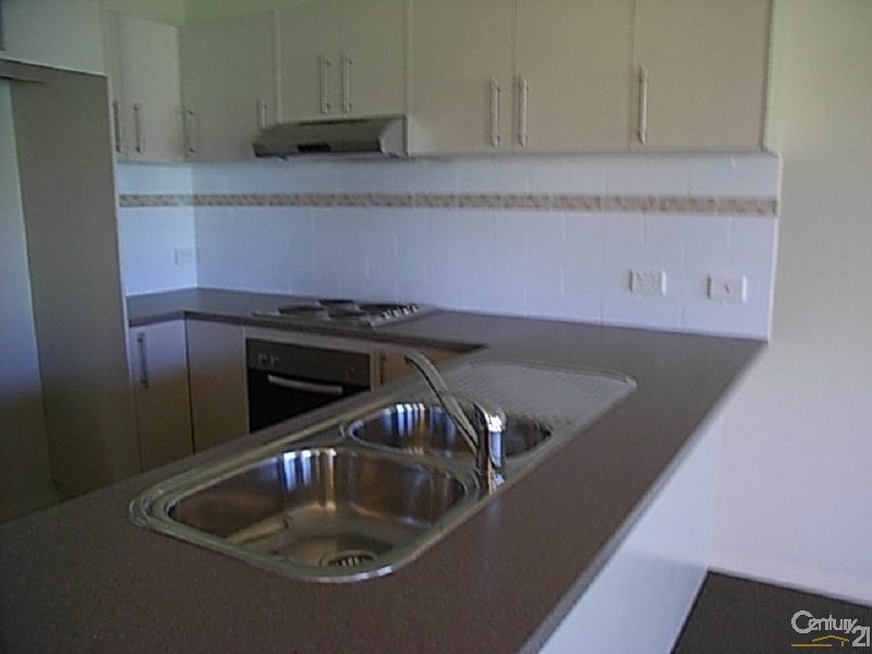 2/80 CLOSE ST, Parkes NSW 2870