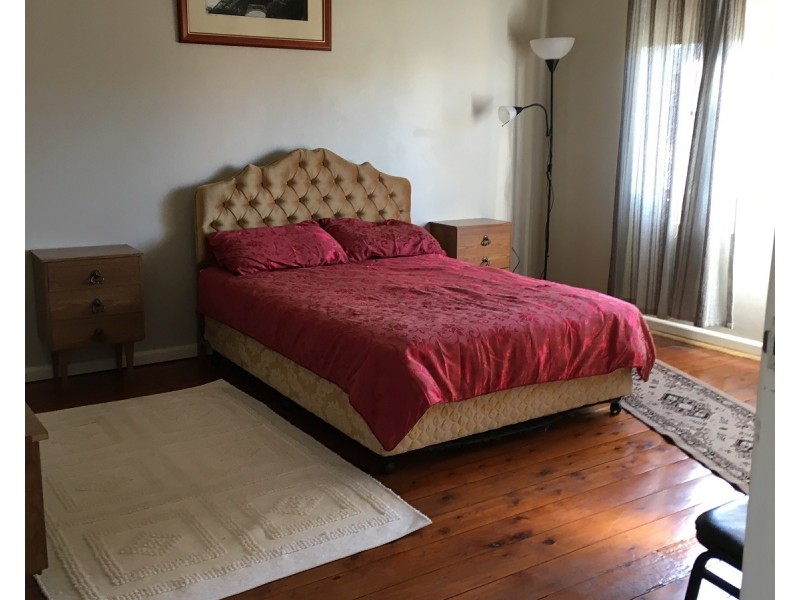 2/70 BOGAN ST, Parkes NSW 2870