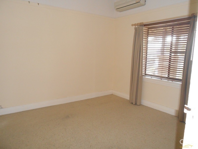 2 Mill Street, Parkes NSW 2870