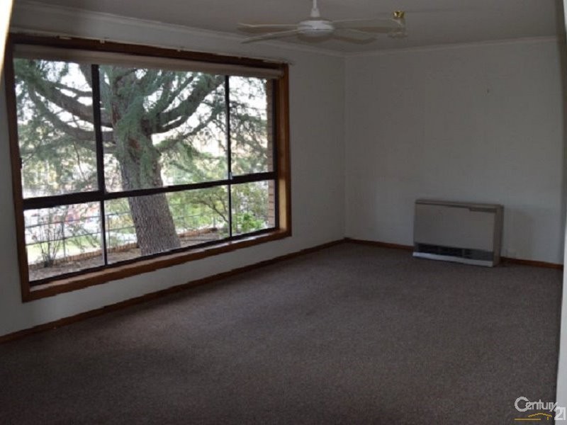 24 Forster Street, Parkes NSW 2870