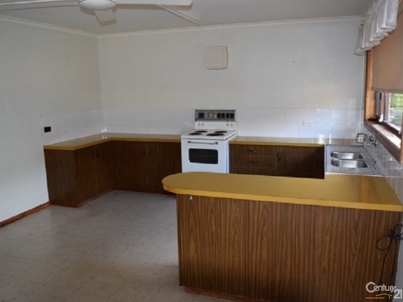 24 Forster Street, Parkes NSW 2870