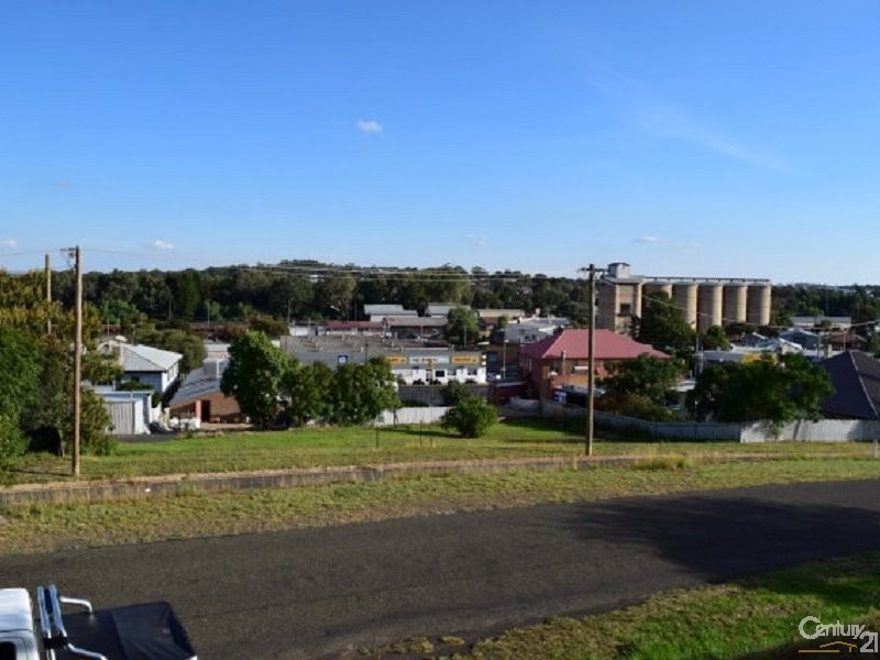 24 Forster Street, Parkes NSW 2870