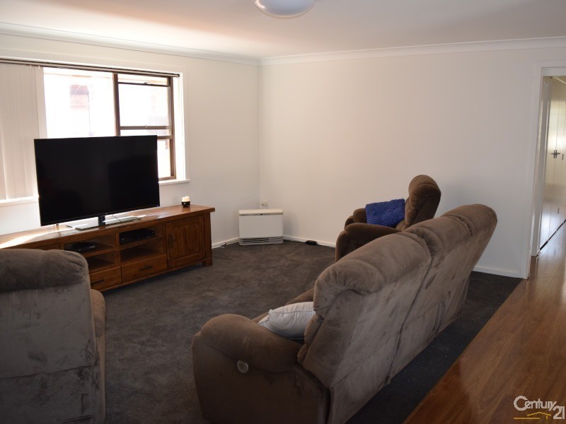 14 Barton Street, Parkes NSW 2870