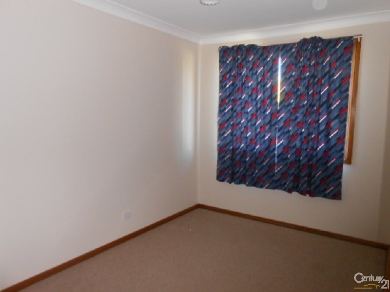 15 Flinders Street, Parkes NSW 2870