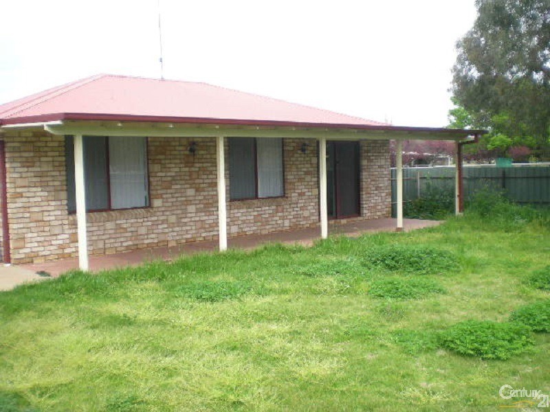 23 Kelly Road, Parkes NSW 2870