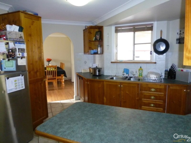 3 John Curtin Street, Parkes NSW 2870