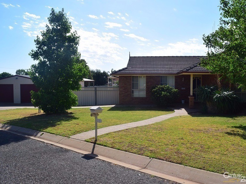 3 John Curtin Street, Parkes NSW 2870