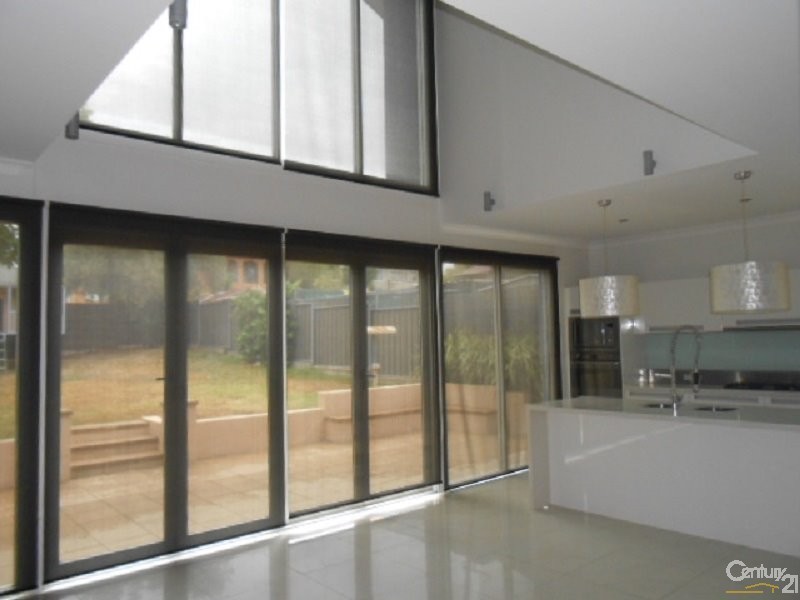 12 Boazman Street, Parkes NSW 2870
