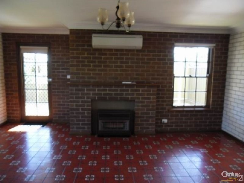 10a Hill Street, Parkes NSW 2870