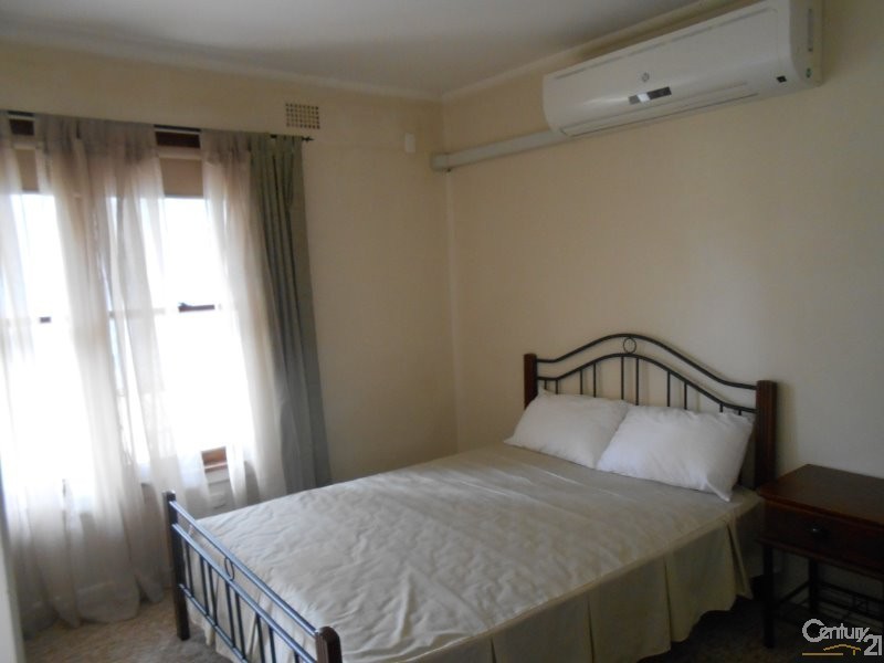 4/13 ORANGE ST, Parkes NSW 2870
