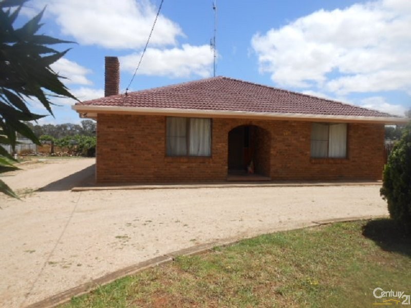 22 Nash Street, Parkes NSW 2870