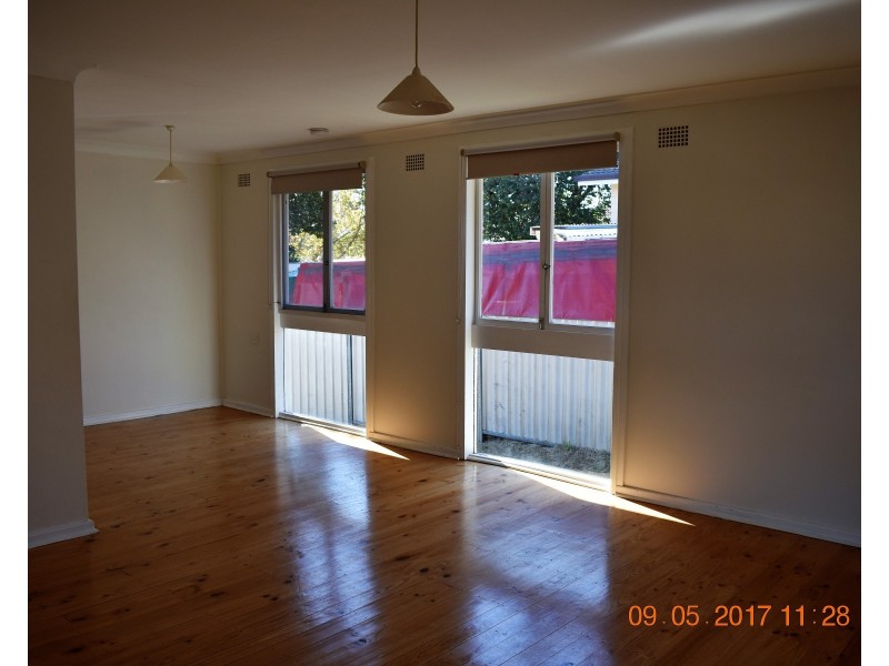 30 CALLAGHAN ST, Parkes NSW 2870