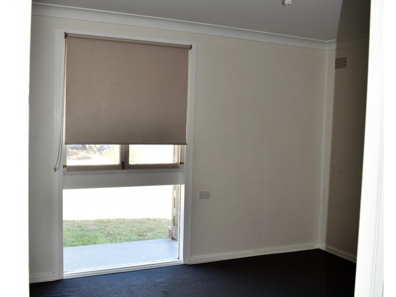 30 CALLAGHAN ST, Parkes NSW 2870