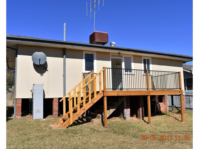 30 CALLAGHAN ST, Parkes NSW 2870