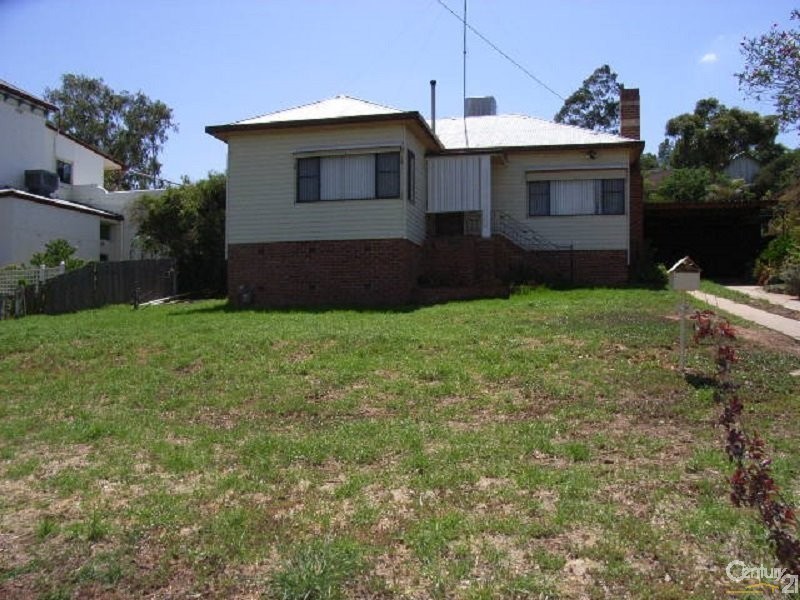 39 Hill Street, Parkes NSW 2870