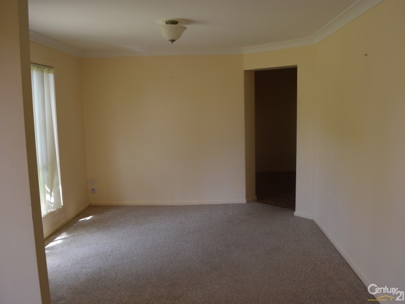 9 Guillan Place, Parkes NSW 2870