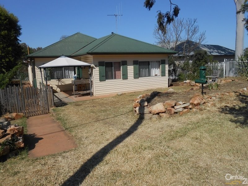 47 Rose Street, Parkes NSW 2870
