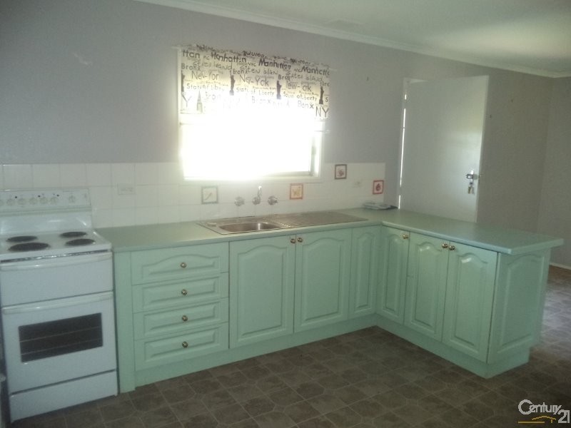 10499 Renshaw-McGirr Way, Parkes NSW 2870