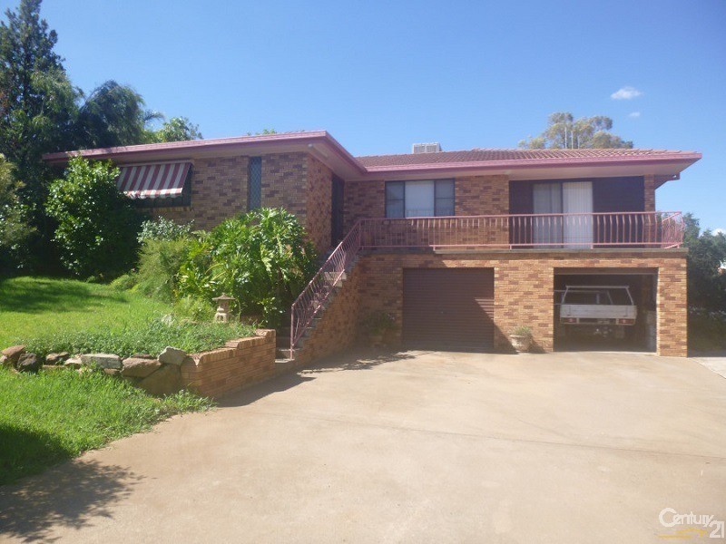 4 Monica Close, Parkes NSW 2870