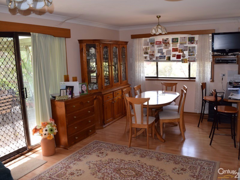 4 Monica Close, Parkes NSW 2870